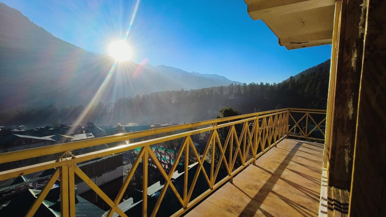 One Light Hostel Манали Экстерьер фото