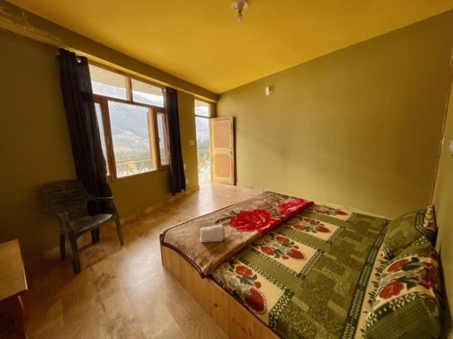 One Light Hostel Манали Экстерьер фото